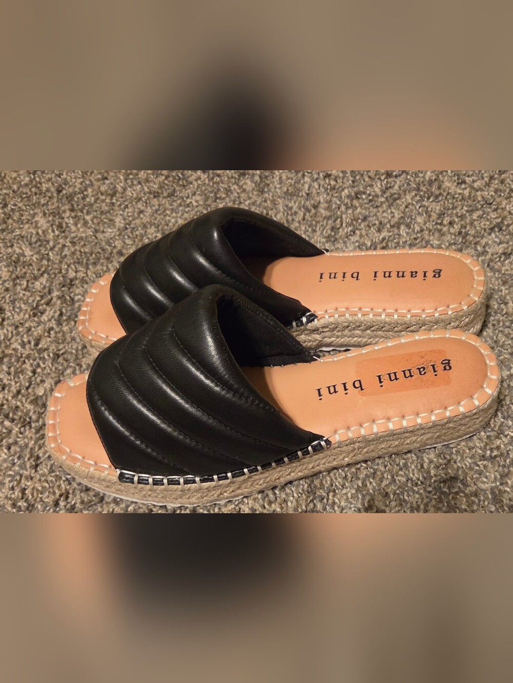 Gianni Bini Ladies Leather  Black Slide Espadrille Sandals Size 8 Euc